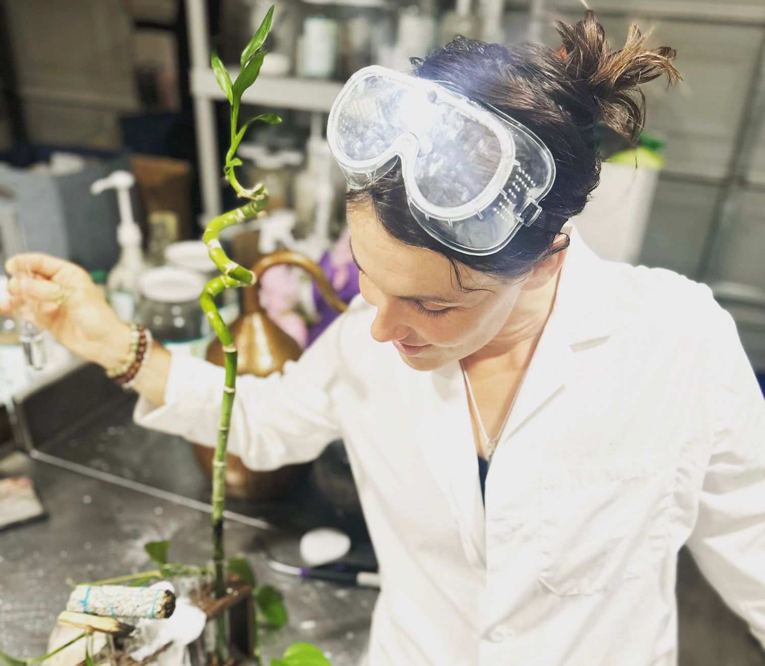 Goggles.jpg__PID:f3b588bb-8471-4eda-9e00-4b662cb29ae1